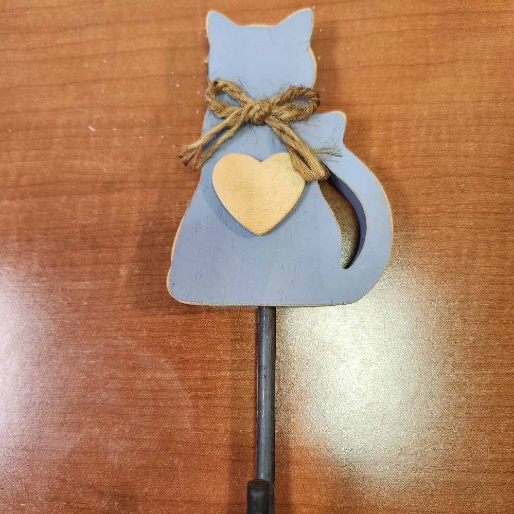Handmade blue wood kitty cat hook with heart and bow